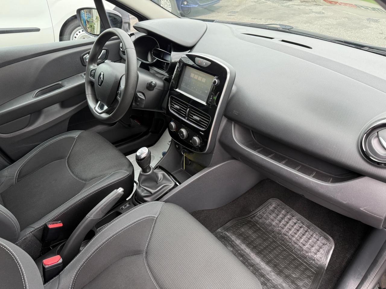 Renault Clio 5 Porte Clio 0.9 tce energy Business Gpl 90cv my18