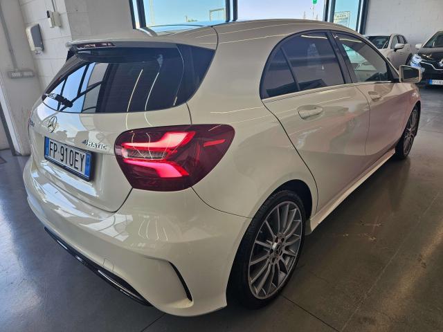 Mercedes-Benz A 200 Premium 4matic auto