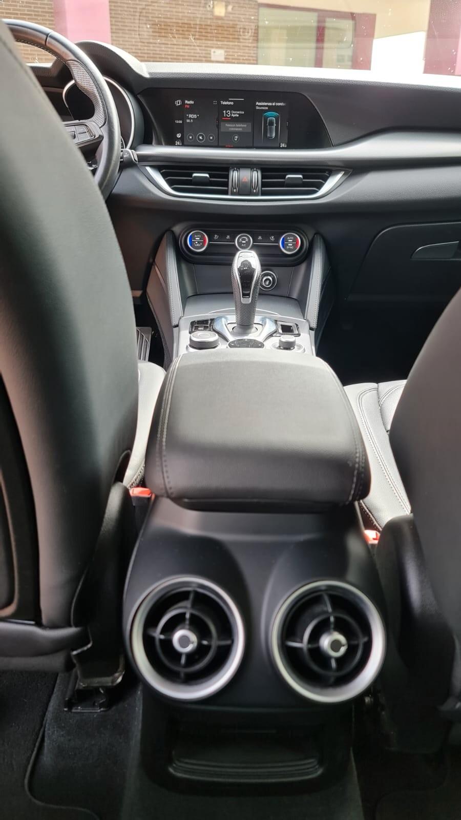 Alfa Romeo Stelvio 2.2 Turbodiesel 190 CV AT8 RWD Sprint
