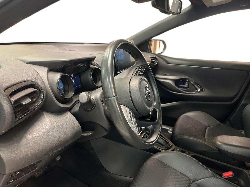 Toyota Yaris 1.5 hybrid Active