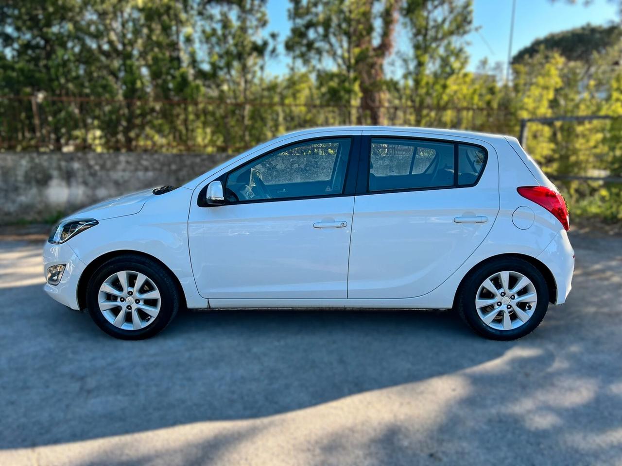 HYUNDAI i20 1.2 GPL Sound Edition - 2014