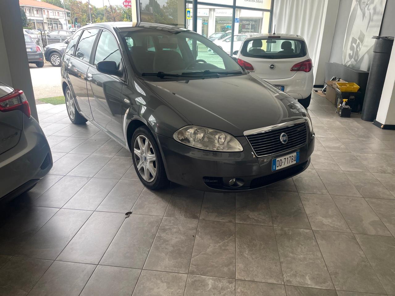 Fiat Croma 1.9 Multijet 16V Dynamic