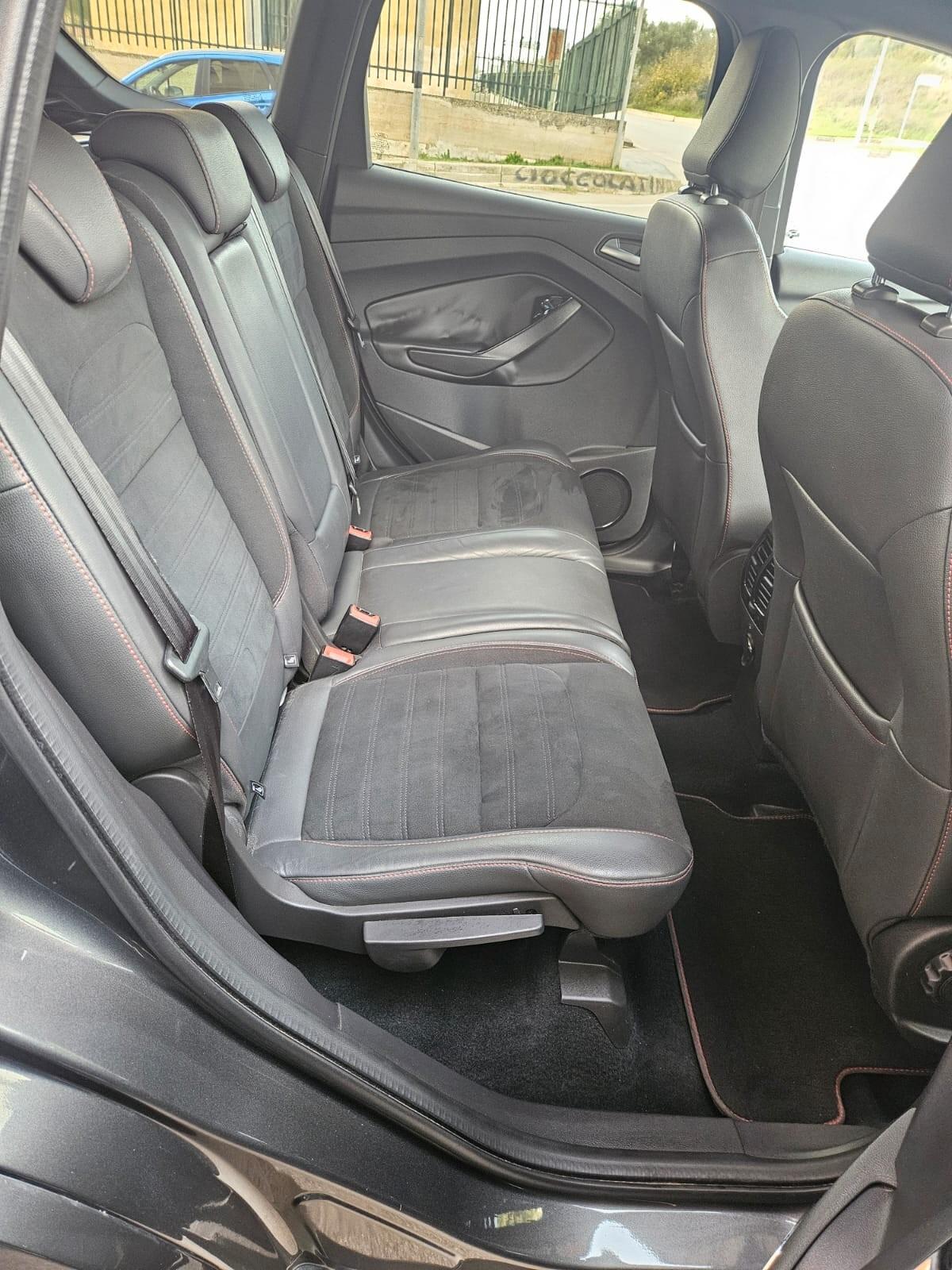 Ford Kuga St-Line 2.0TDI 120CV TITANIUM FULL