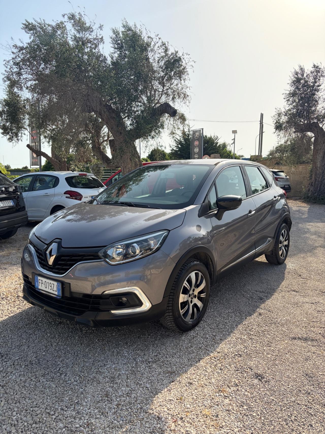 Renault Captur dCi 8V 90 cv full distribuzione appena fatta!!