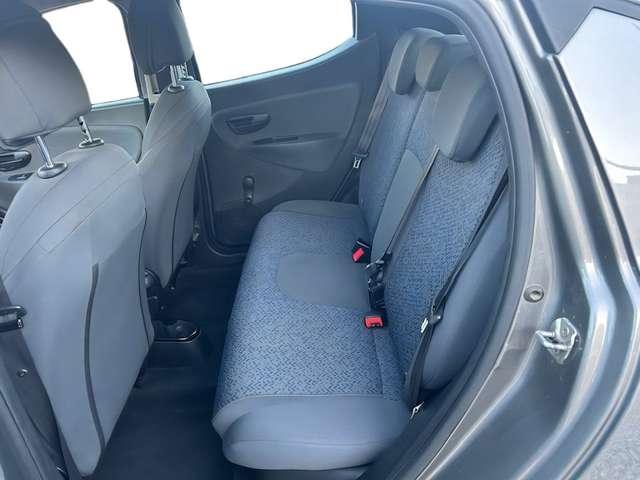 Lancia Ypsilon 1.0 firefly hybrid Gold s&s 70cv