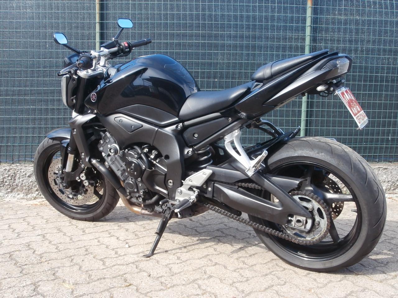 YAMAHA FZ1 DEL 2006 compreso trapasso-tagliando-garanzia