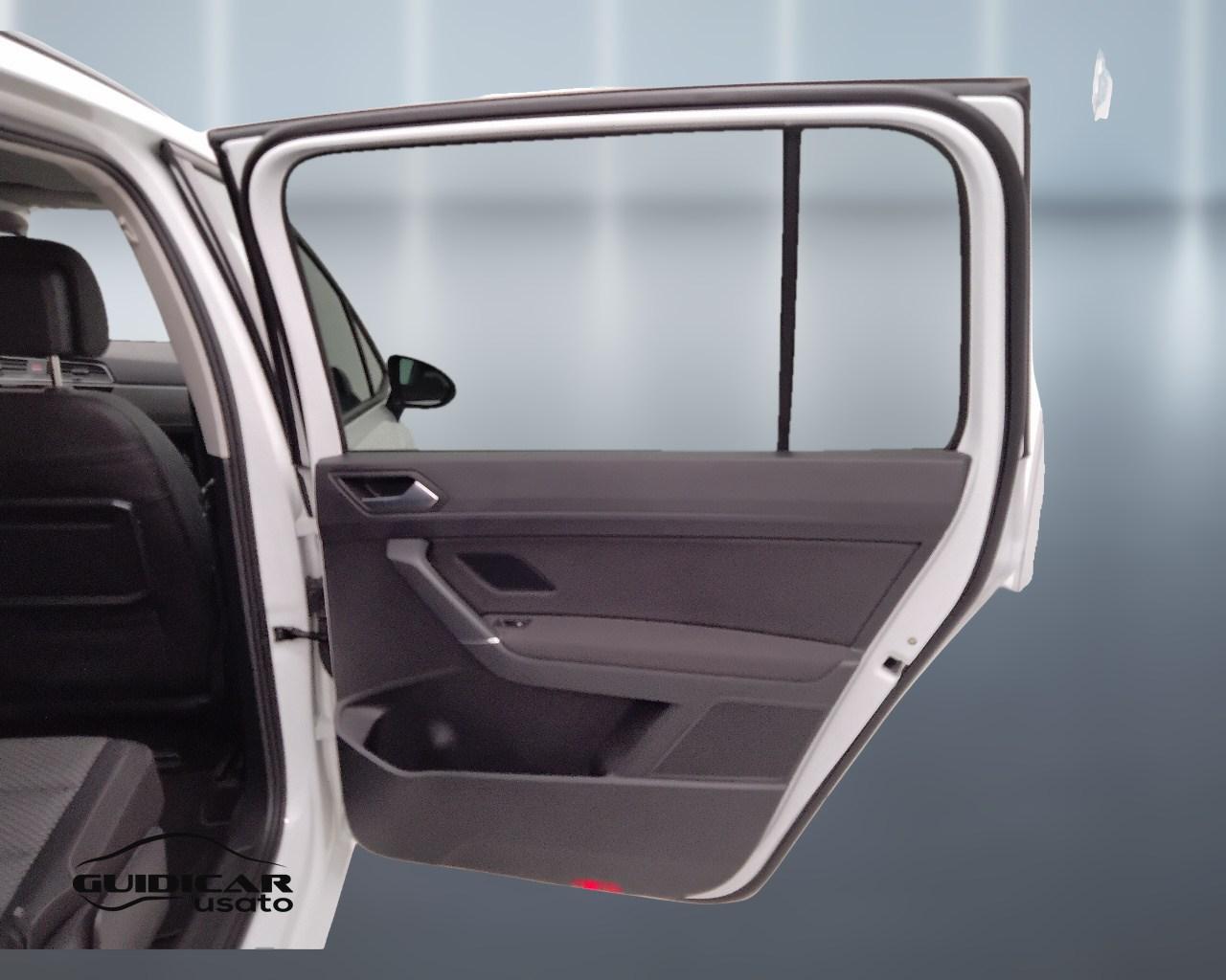 VOLKSWAGEN Touran III 2015 - Touran 1.5 tsi Edition Plus 150cv dsg
