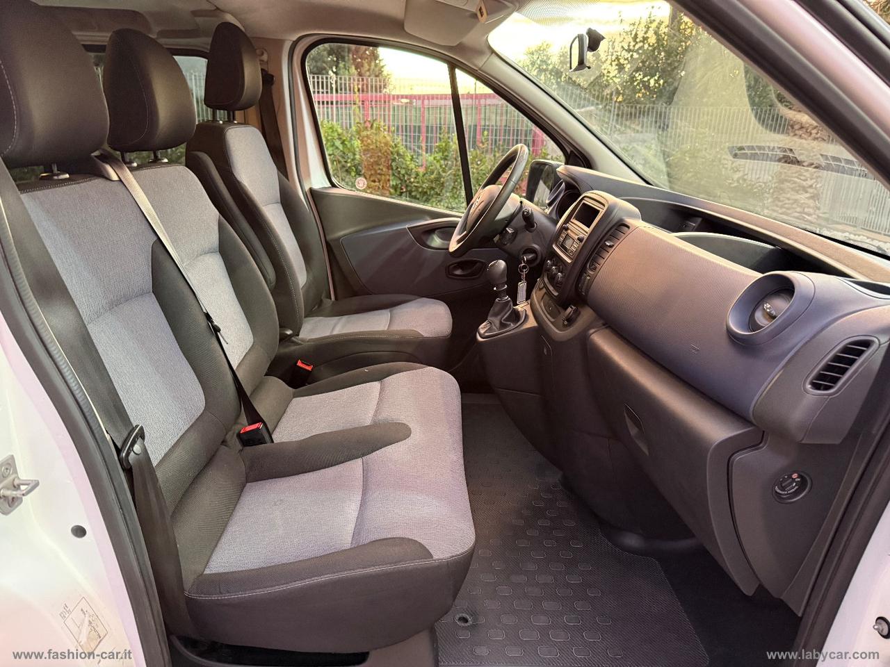 Vivaro 29 1.6 BiT. PC-TN Combi Sport 9 POSTI