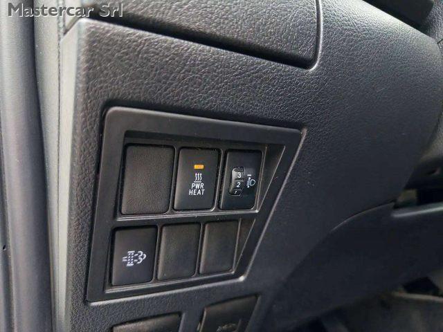 TOYOTA Hilux Hilux IV 2.4 d-4d double cab Comfort 4wd - GF290HN