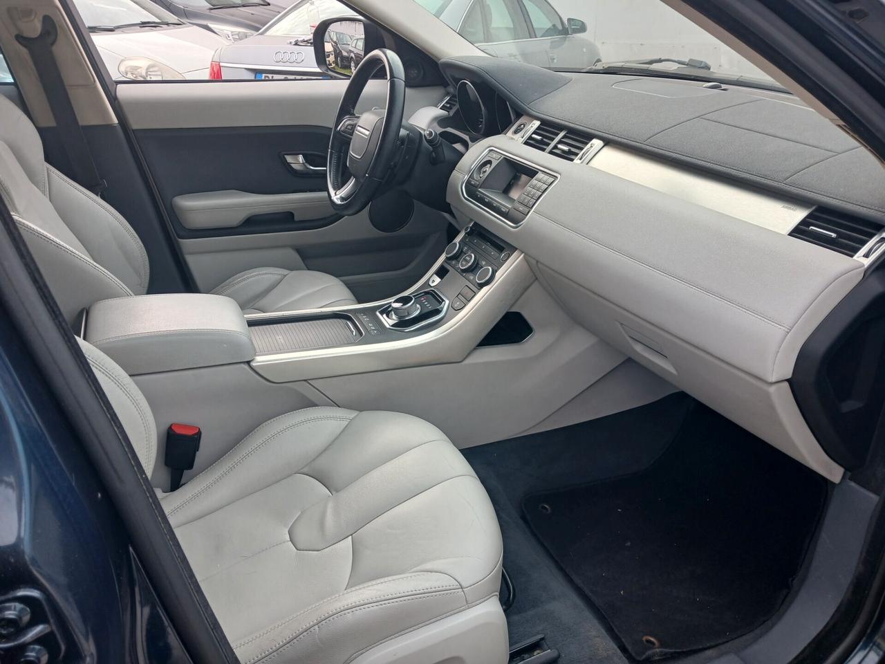 Land Rover Range Evoque 2.2 TD4 5p. Dynamic