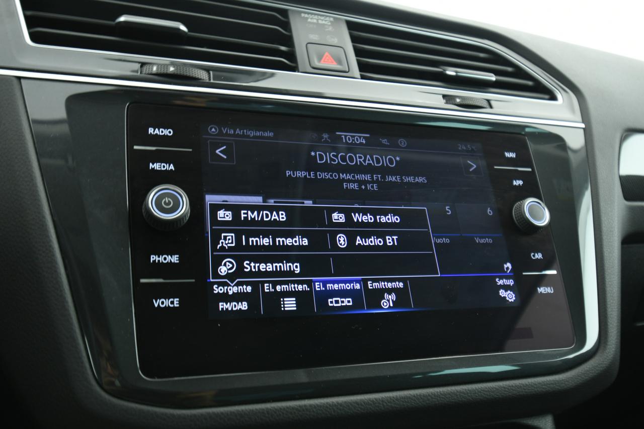 VOLKSWAGEN Tiguan 2.0 tdi Elegance 150cv dsg CAMERA+ACC+APP CONNECT