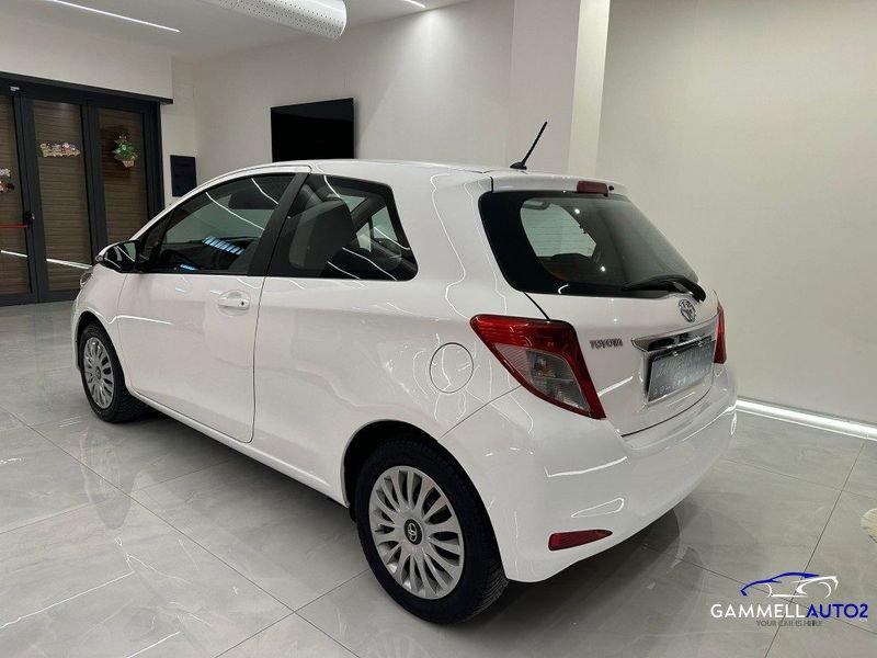 Toyota Yaris 1.0i 16V cat 3 porte GPL