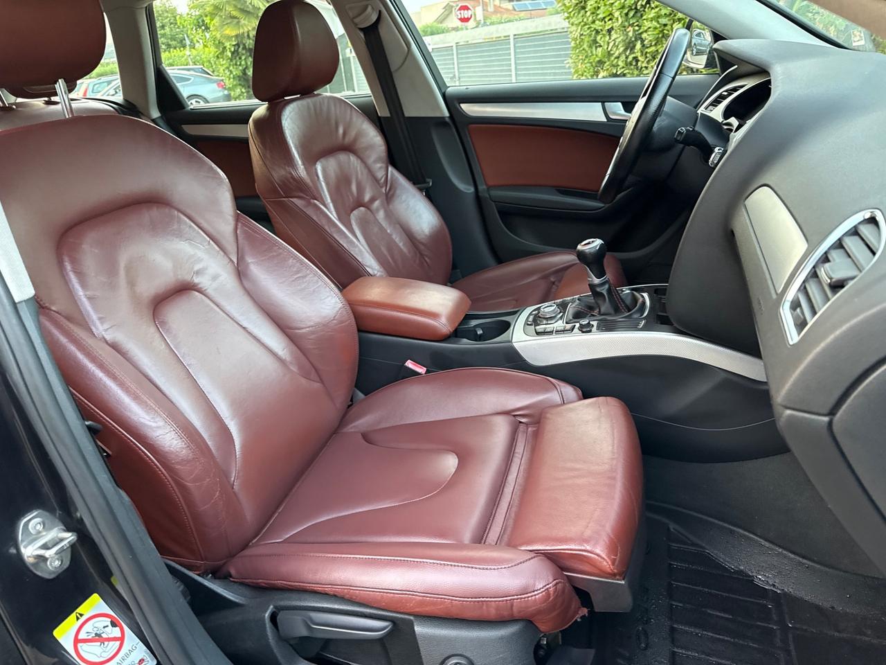 Audi A4 2.0 TDI 143CV S-LINE PELLE CERCHI R18
