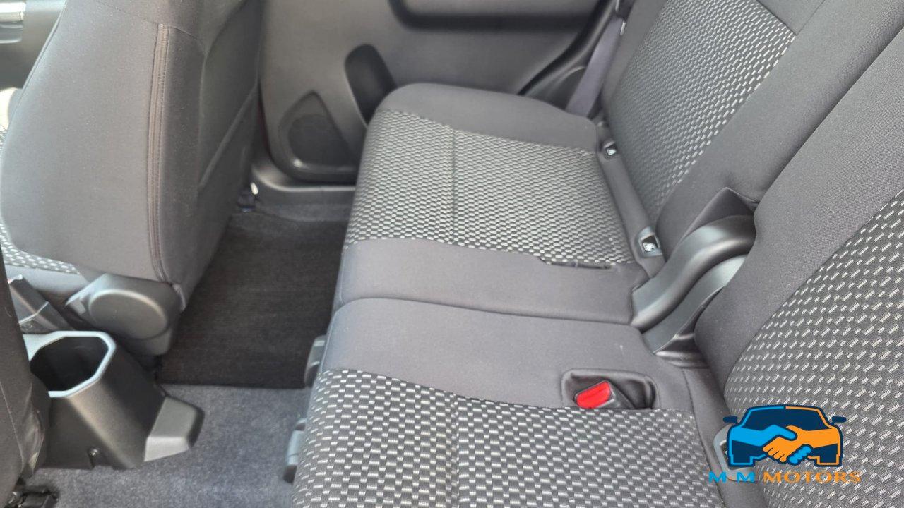 Suzuki Ignis 1.2h Top 2wd