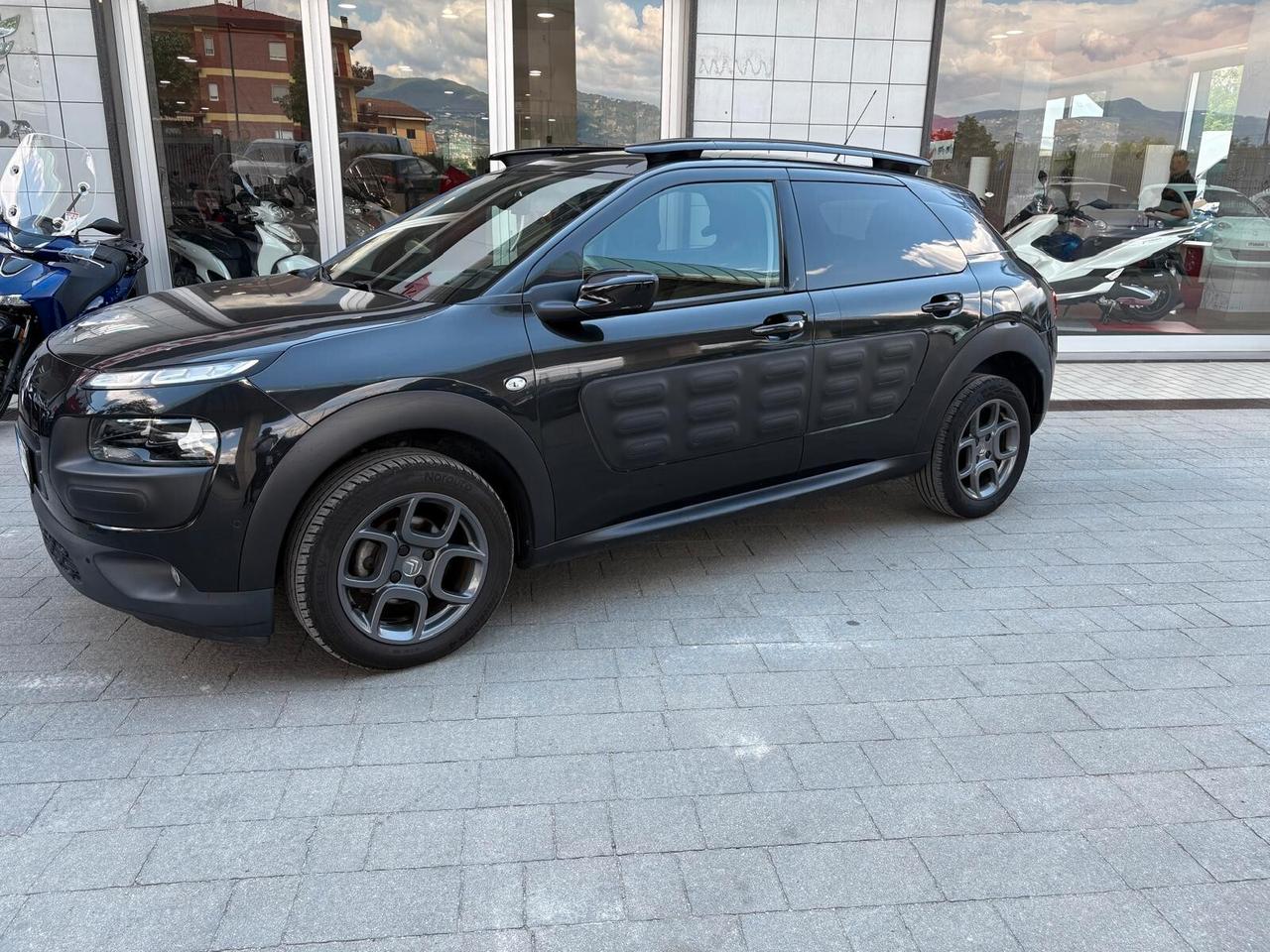 Citroen C4 Cactus PureTech 82 Shine