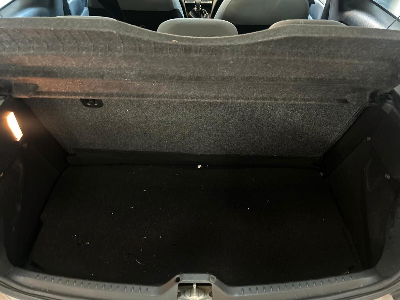 Lancia Ypsilon 1.2 Argento