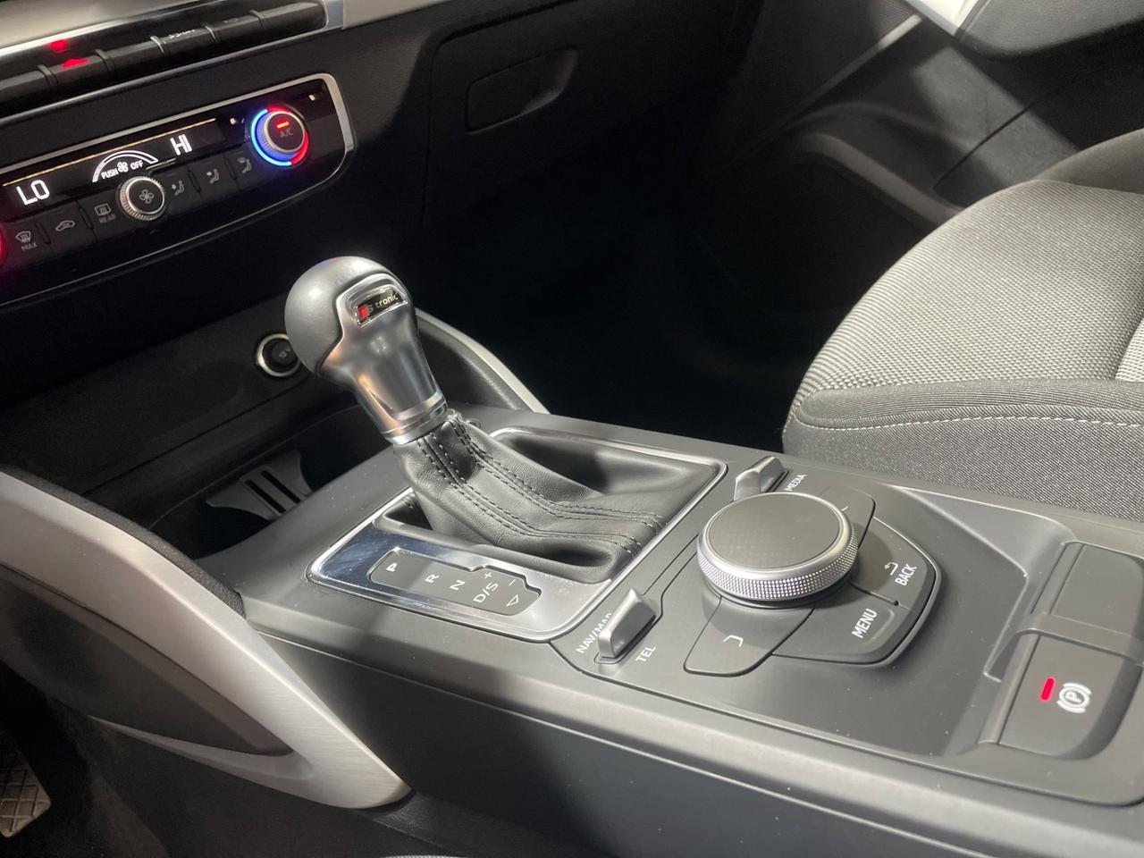 Audi Q2 30 1.6cc 116cv TDI S tronic Identity Black ITALIANA IVA ESPOSTA