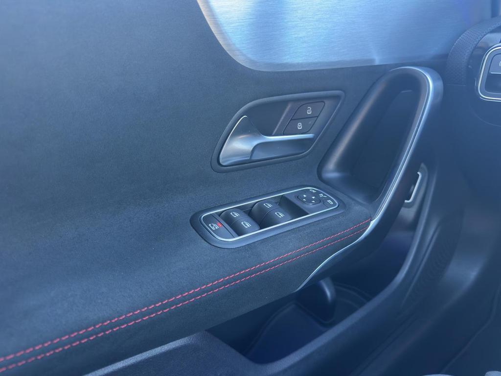 Mercedes CLA 200 d Premium auto