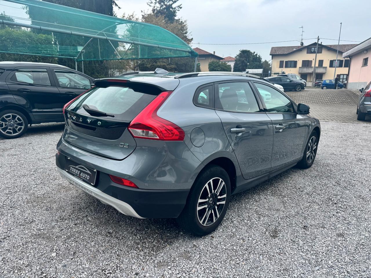 Volvo V40 Cross Country D2 Business Plus