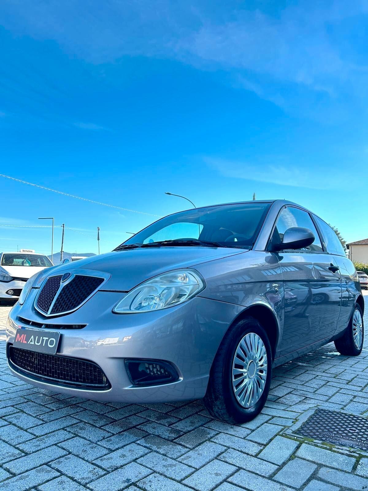 Lancia Ypsilon 1.2 69 CV Unyca - OK NEOPATENTATO