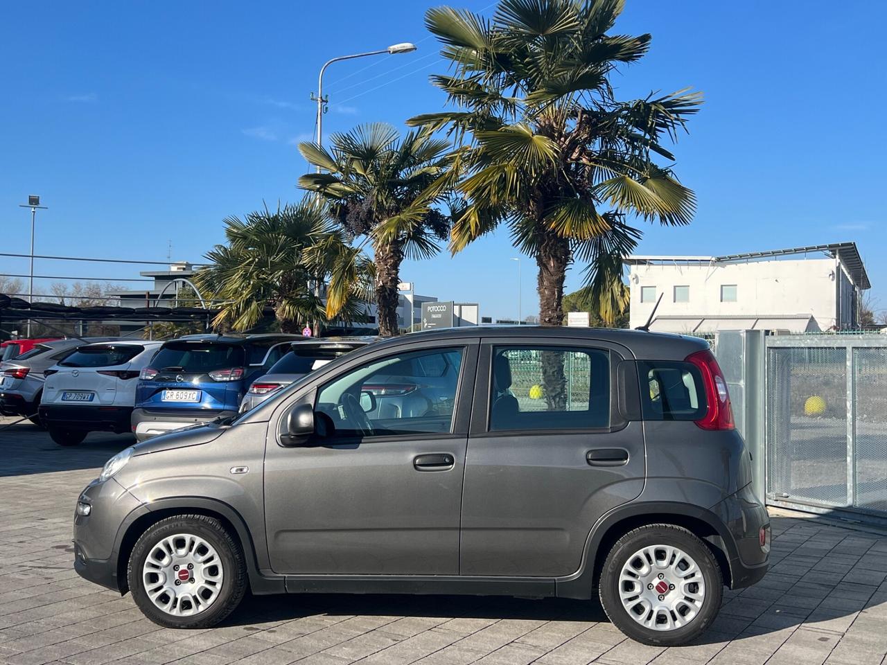 Fiat Panda 1.0 FireFly S&S Hybrid NEOPATENTATI