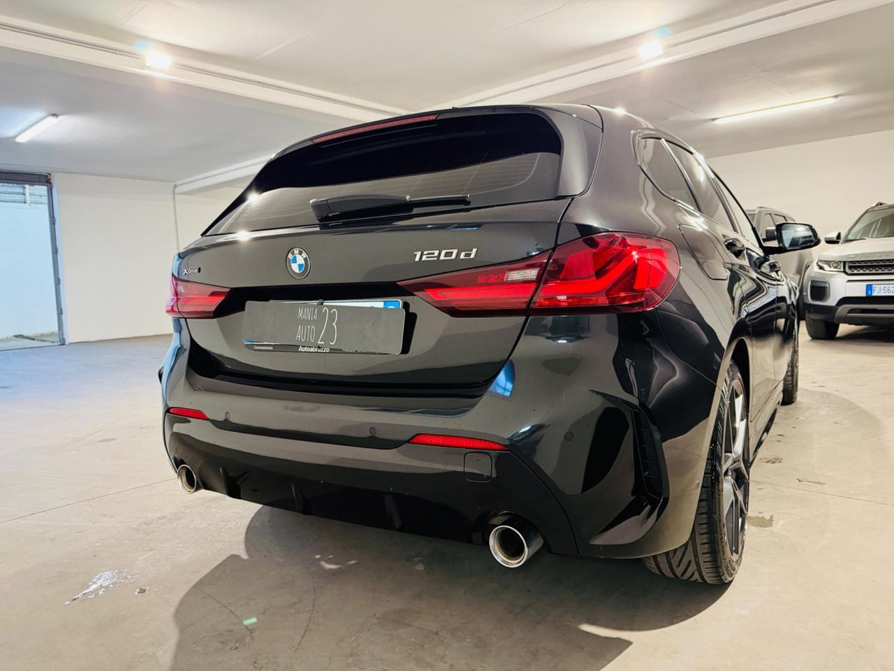 Serie 1 F40 120d xdrive Msport auto*2023*190 CV*