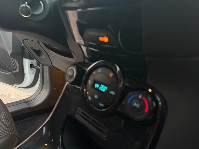 FORD Fiesta 1.5 75CV 5 PORTE NEOPATENTATO