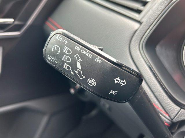 SEAT Arona 1.0 TGI FR