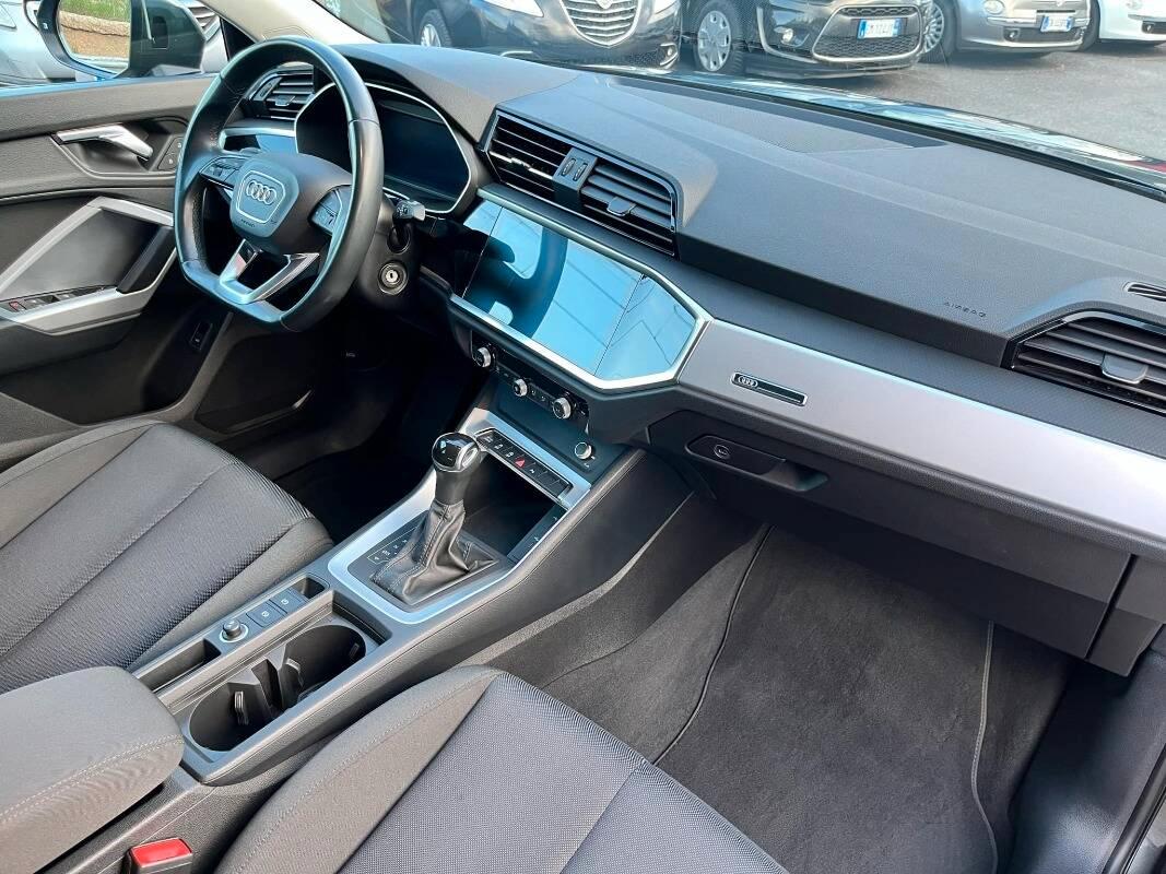 Audi Q3 Sportback 35 2.0 tdi S line edition s-tronic
