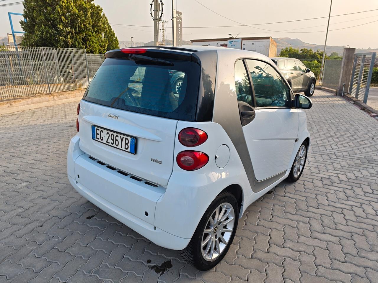 Smart ForTwo 1000 52 kW coupé passion