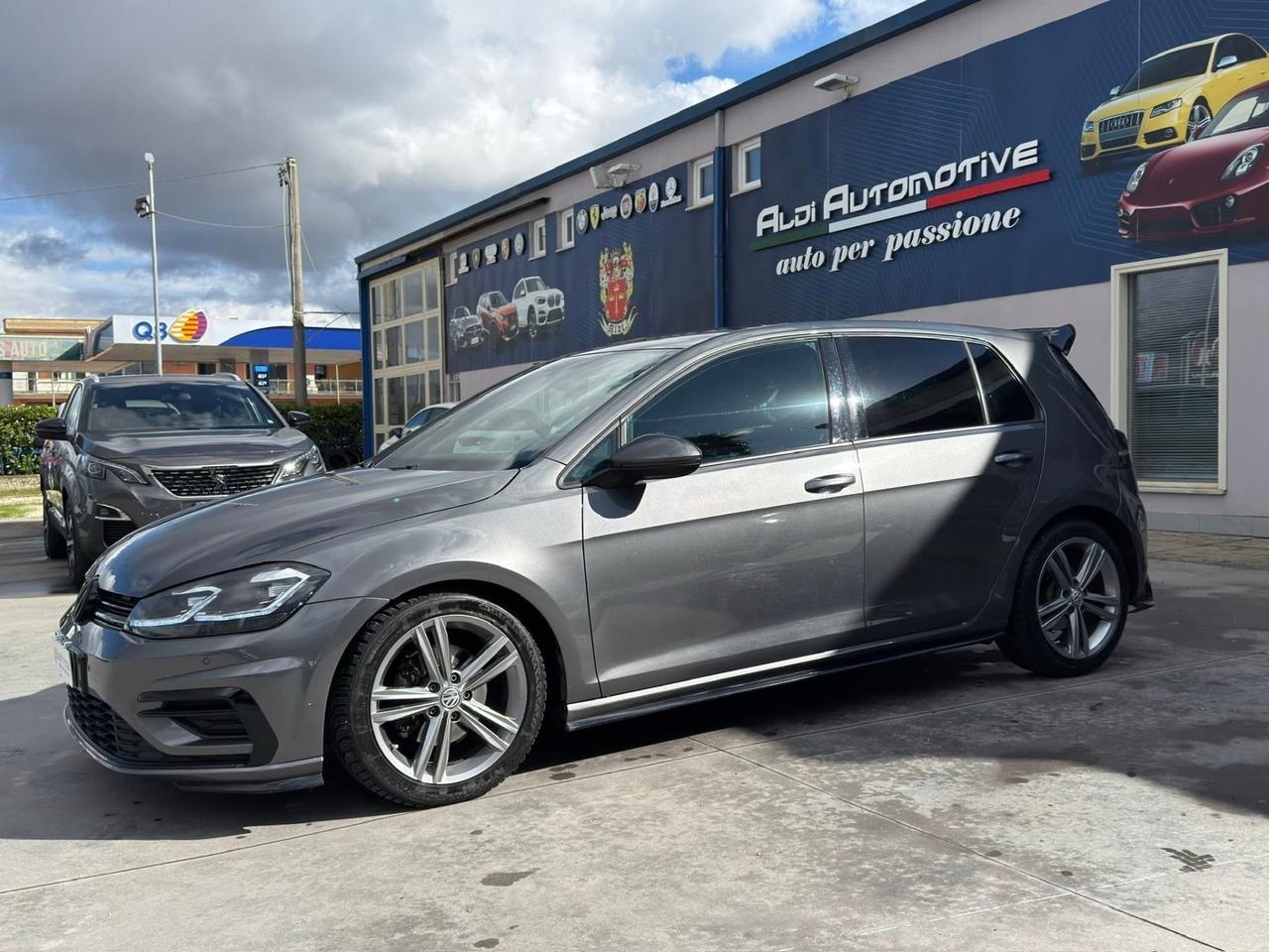 Volkswagen Golf 1.6 TDI 116 CV 5p. R Line