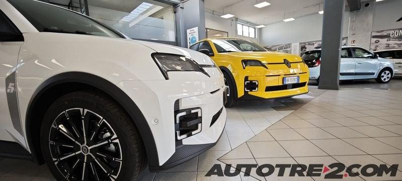 Renault 5 E-Tech Electric 40 KWH techno 120 cv urban range A PARTIRE DA € 20.900 DETAX
