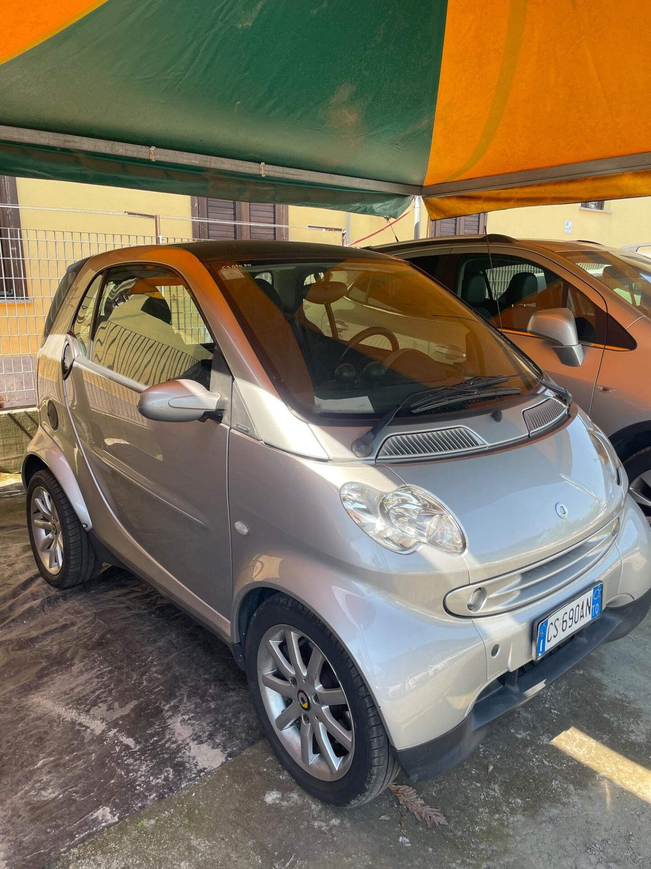 Smart ForTwo 700 coupé pure (45 kW)