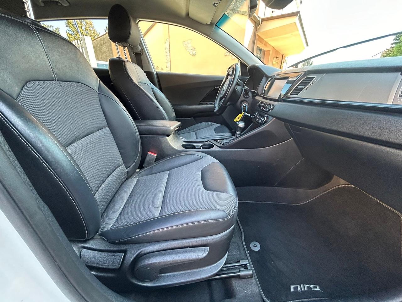 Kia Niro 1.6 GDi DCT HEV Style