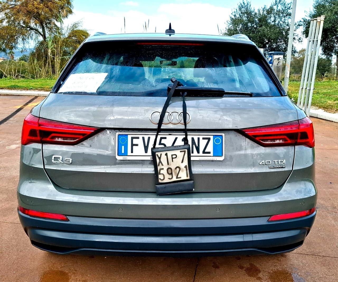 Q3 40 TDI quattro S tronic Business 190cv