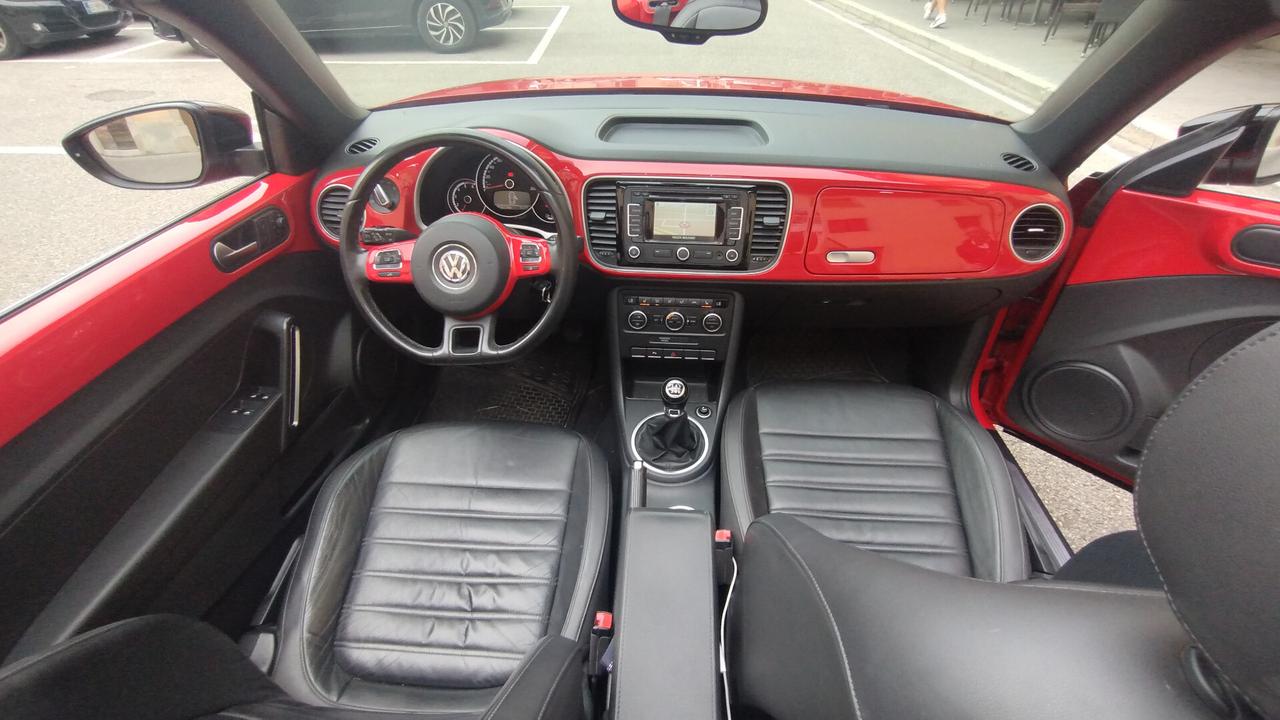 Volkswagen Maggiolino Cabrio 2.0 TDI Sport BlueMotion Technology