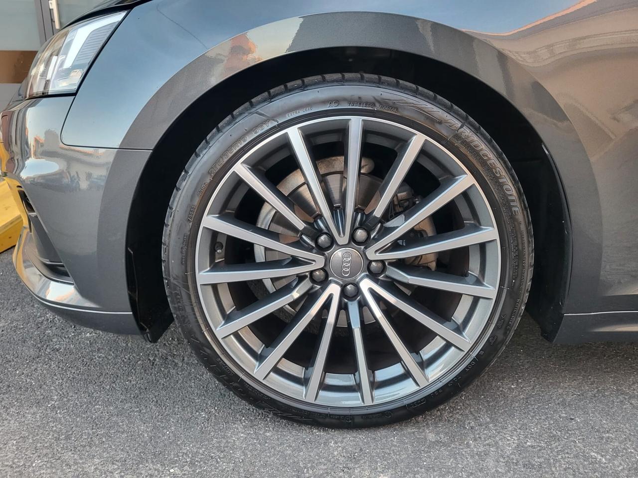 Audi A5 SPB 40 g-tron S tronic S-LINE