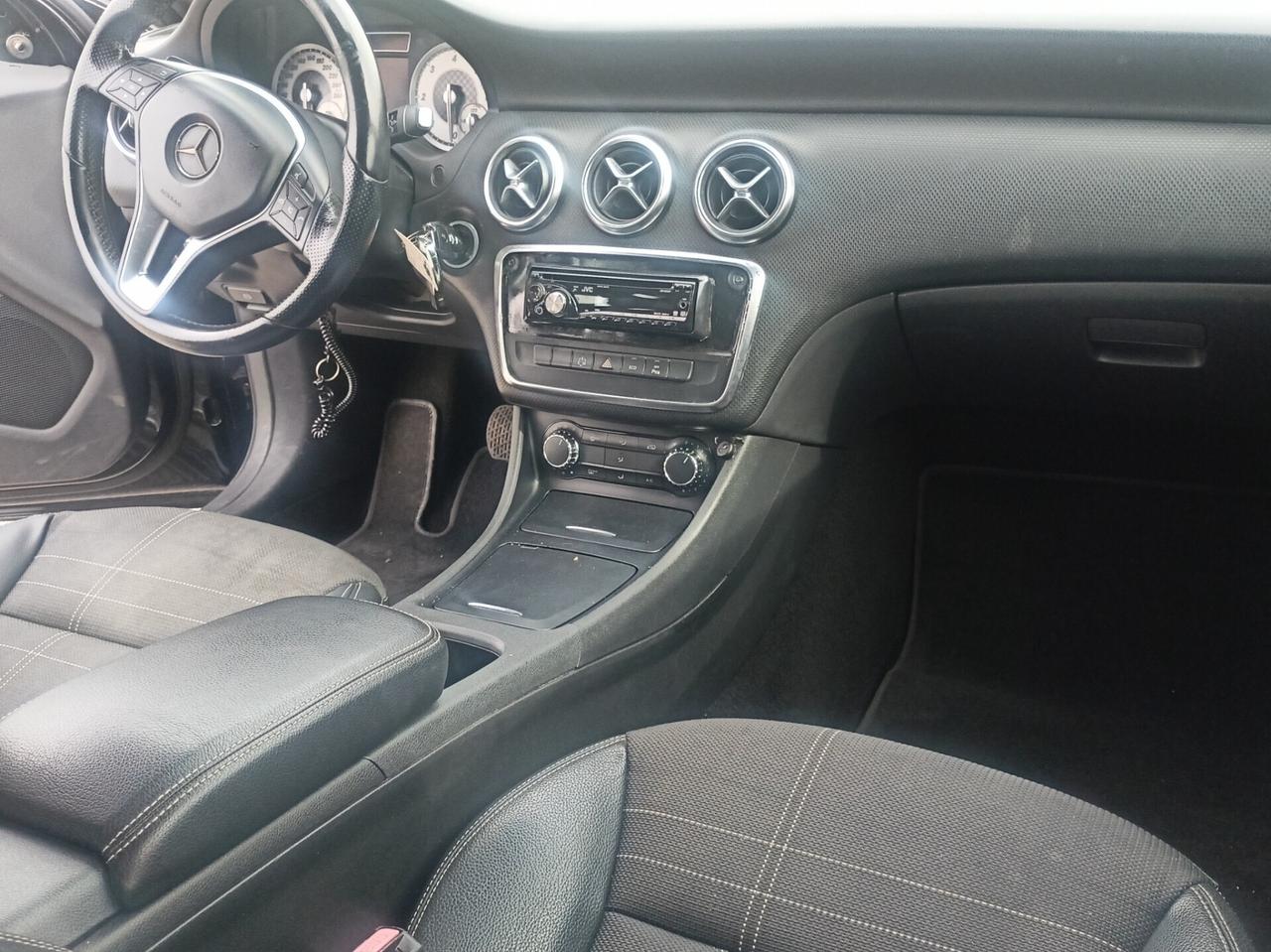 Mercedes-benz A 180 CDI Premium