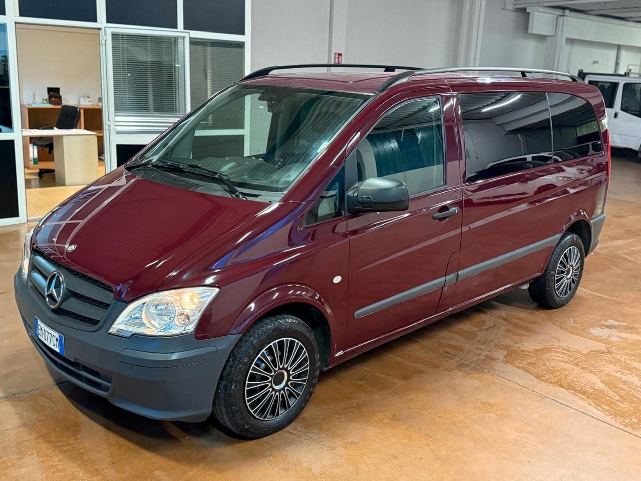 Mercedes Benz MIXTO 113 CDI CAMBIO AUTOMATICO AUTOCARRO 5 POSTI