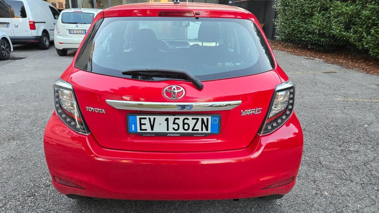 Toyota Yaris 1.0 5 porte Lounge