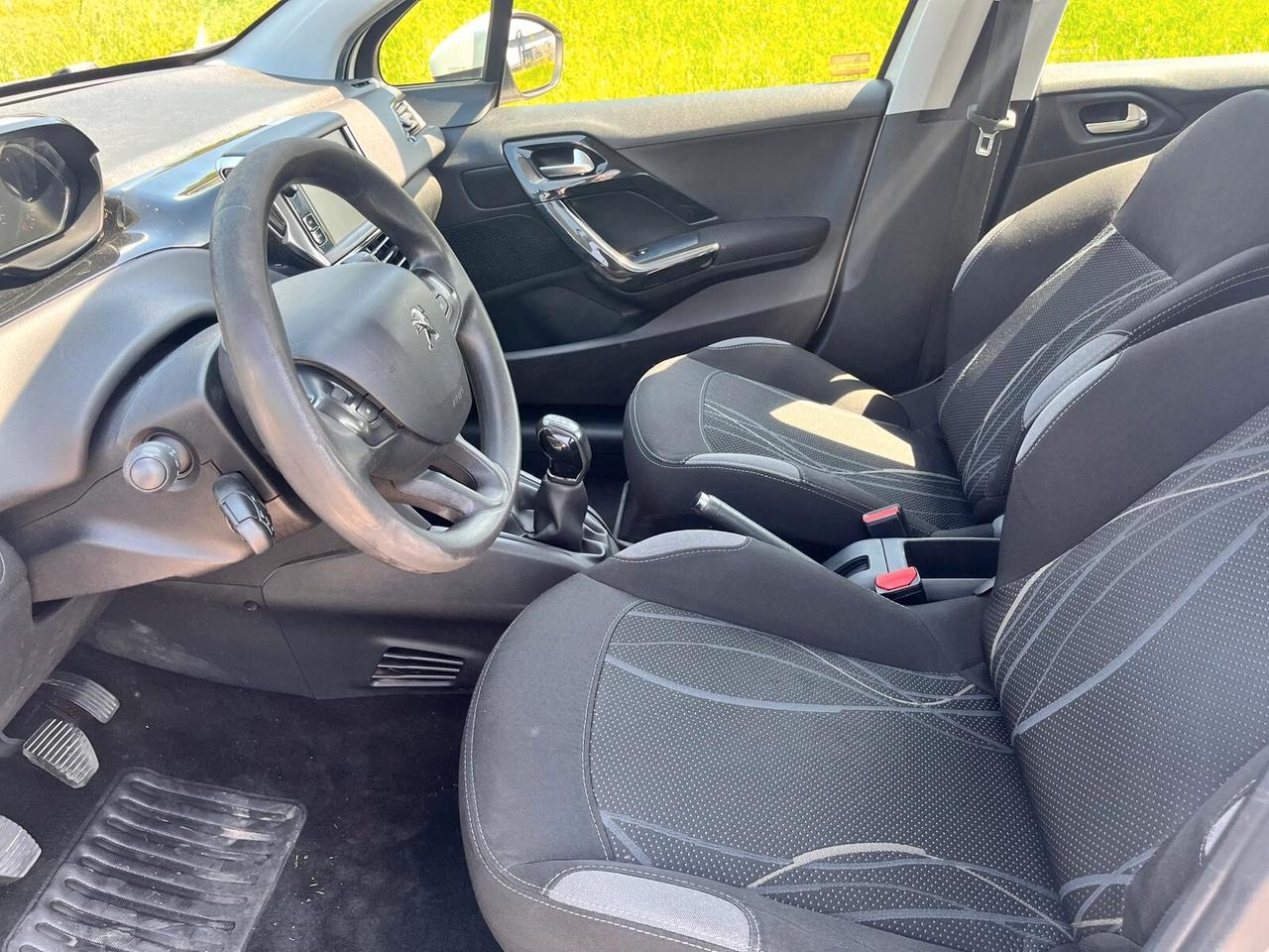Peugeot 208 1.4 HDi 68 CV 5 porte Access