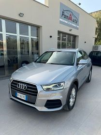 Audi Q3 2.0 TDI 120 CV Business