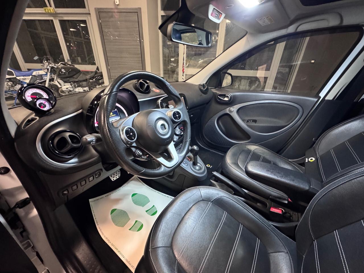 SMART FOR FOUR 900 BENZINA AUTOMATICA PASSION