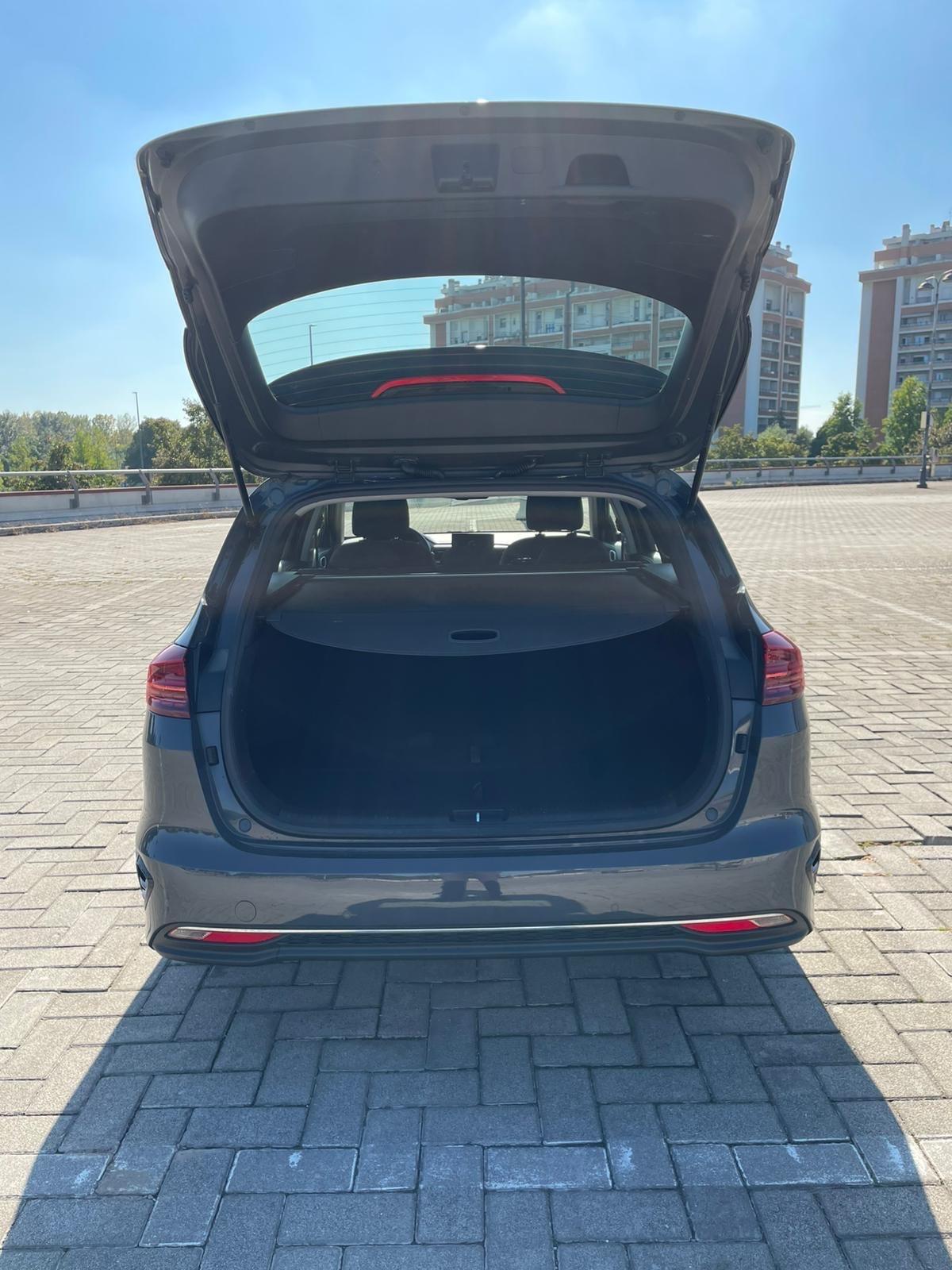 Kia Ceed Sportswagon 1.6 CRDi 115 CV DCT SW Business Class