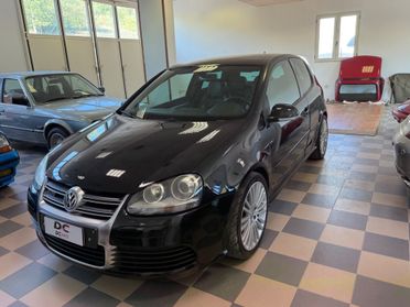 Volkswagen Golf 3.2 VR6 4mot. 3p. R32