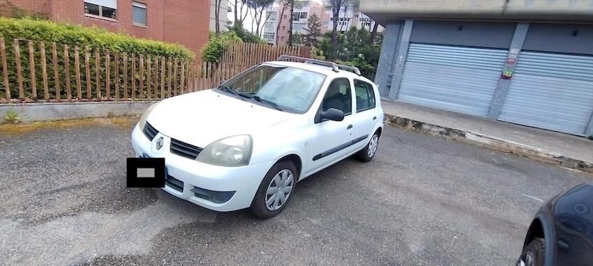 Renault Clio Storia 1.2 5 porte GPL Confort