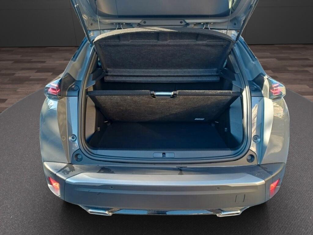 Peugeot 2008 1200 HYBRID GT 145 CV E-DCS6 KM 0