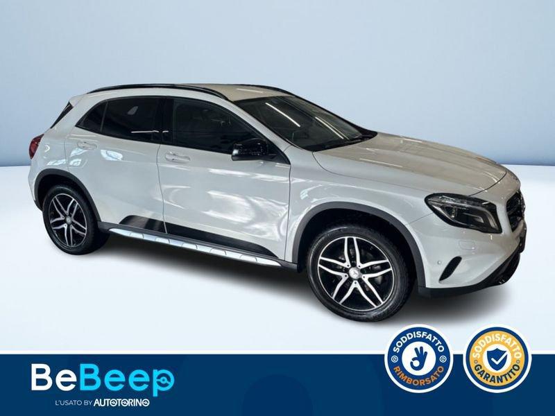 Mercedes-Benz GLA 200 D SPORT AUTO