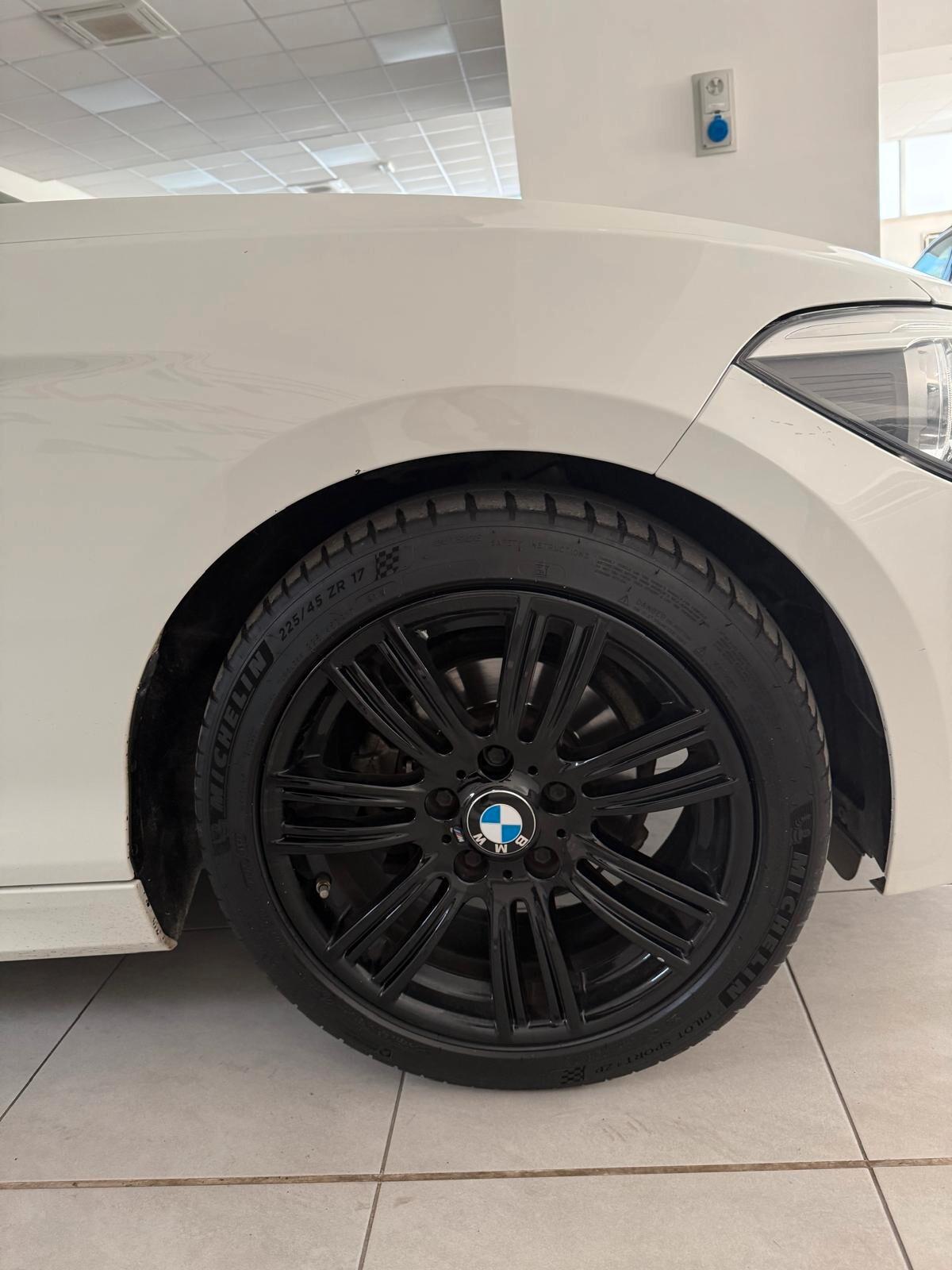 Bmw 116 116d 5p. Msport