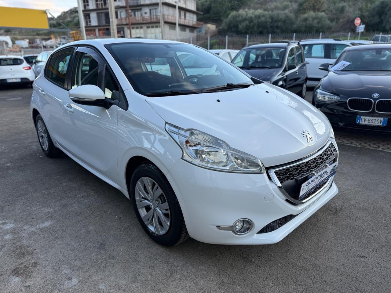 Peugeot 208 1.2 Benzina 82 cv 5 porte Km Certificati